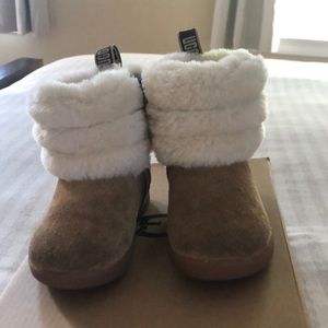Toddler UGGs. Size 6.